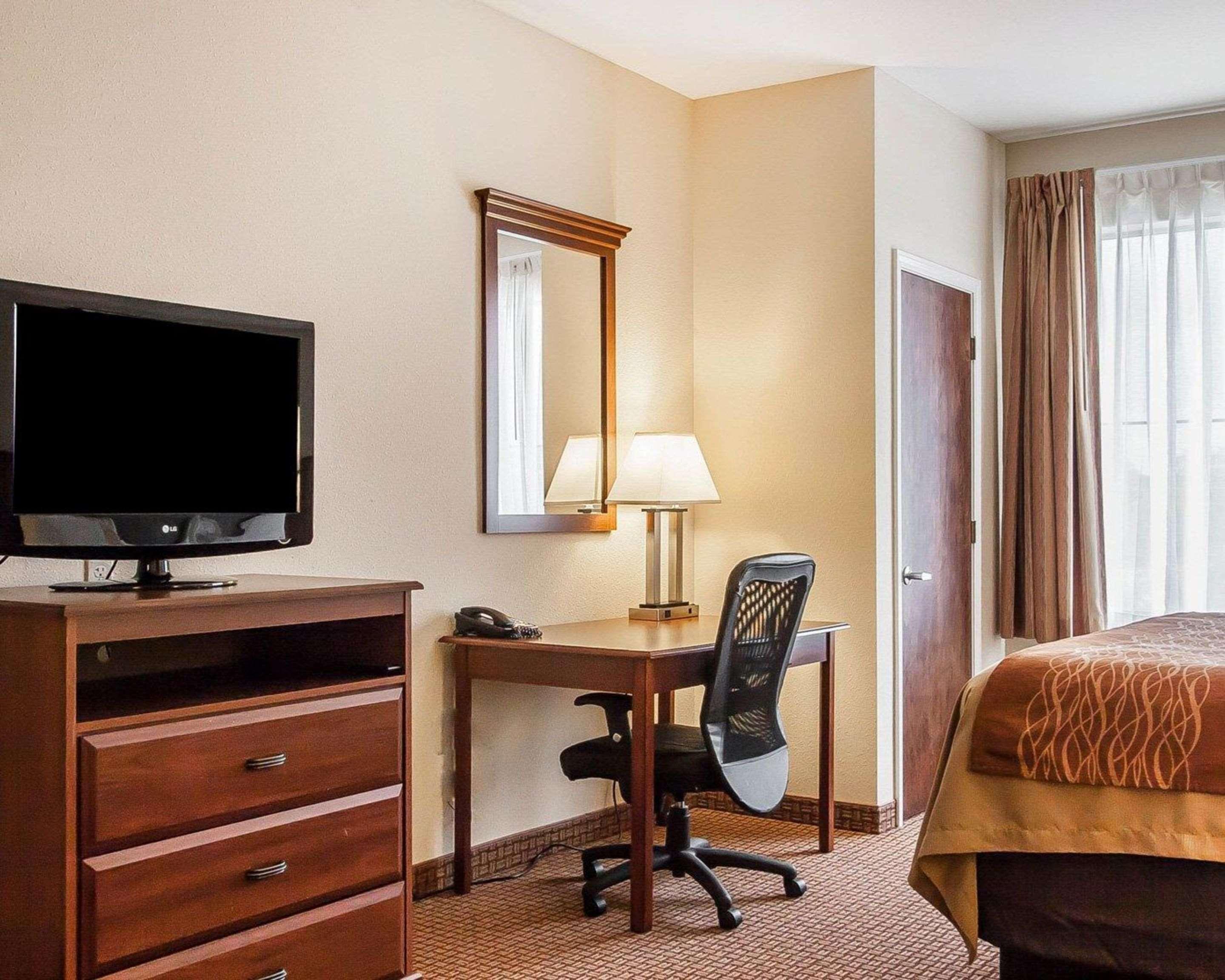 Comfort Inn & Suites Atoka-Millington Екстериор снимка